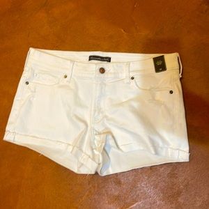 White A&F shorts